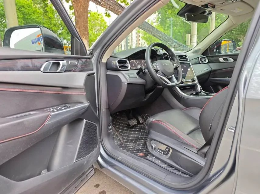 2019 Beijing BJ40 2.0T 218HP L4 6AT,autocango,china used car exporter,china ev exporter,chinese used car exporter,chinese used ev exporter