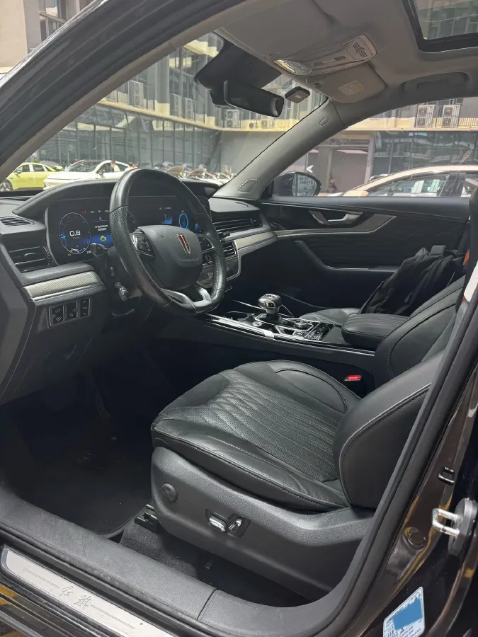 2022 HongQi HS5 2.0T 224HP L4 6AT,autocango,china used car exporter,china ev exporter,chinese used car exporter,chinese used ev exporter