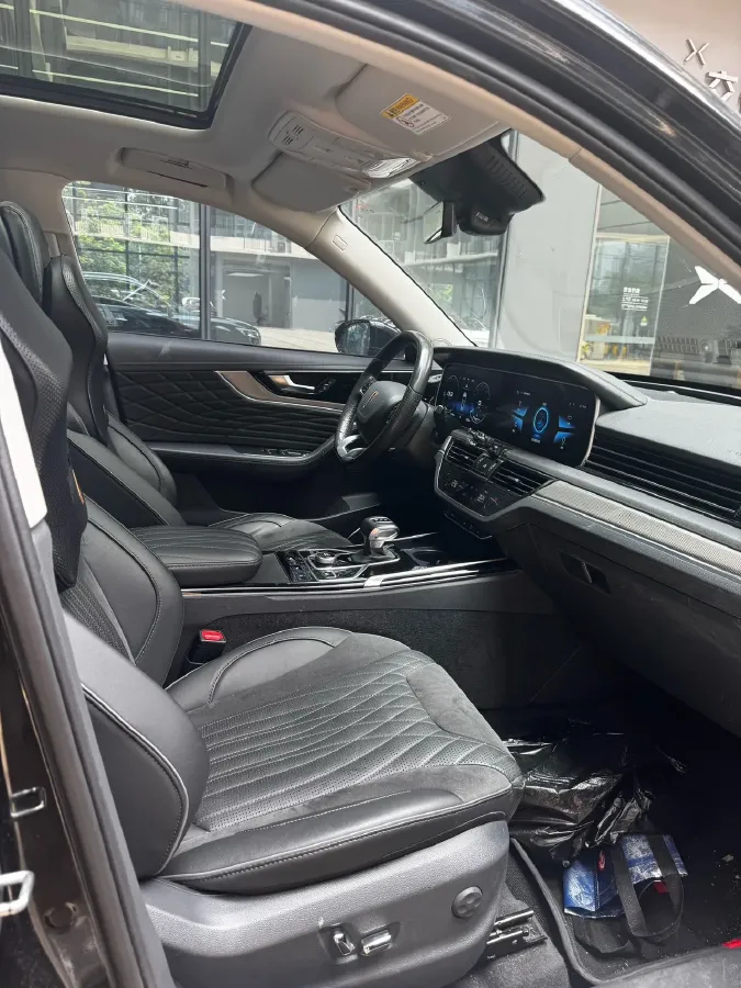 2022 HongQi HS5 2.0T 224HP L4 6AT,autocango,china used car exporter,china ev exporter,chinese used car exporter,chinese used ev exporter