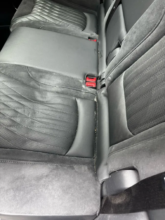 2022 HongQi HS5 2.0T 224HP L4 6AT,autocango,china used car exporter,china ev exporter,chinese used car exporter,chinese used ev exporter