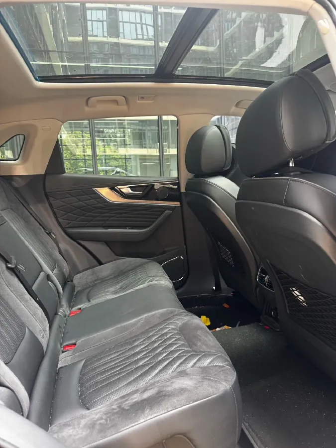 2022 HongQi HS5 2.0T 224HP L4 6AT,autocango,china used car exporter,china ev exporter,chinese used car exporter,chinese used ev exporter