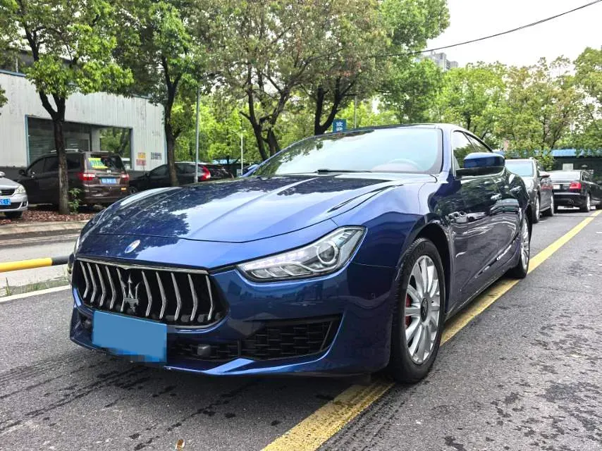 2018 Maserati Ghibli 3.0T 350HP V6 8AT,autocango,china used car exporter,china ev exporter,chinese used car exporter,chinese used ev exporter