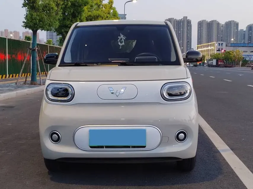 2024 WuLing HongGuang MINI EV BEV 17.3KWH,autocango,china used car exporter,china ev exporter,chinese used car exporter,chinese used ev exporter