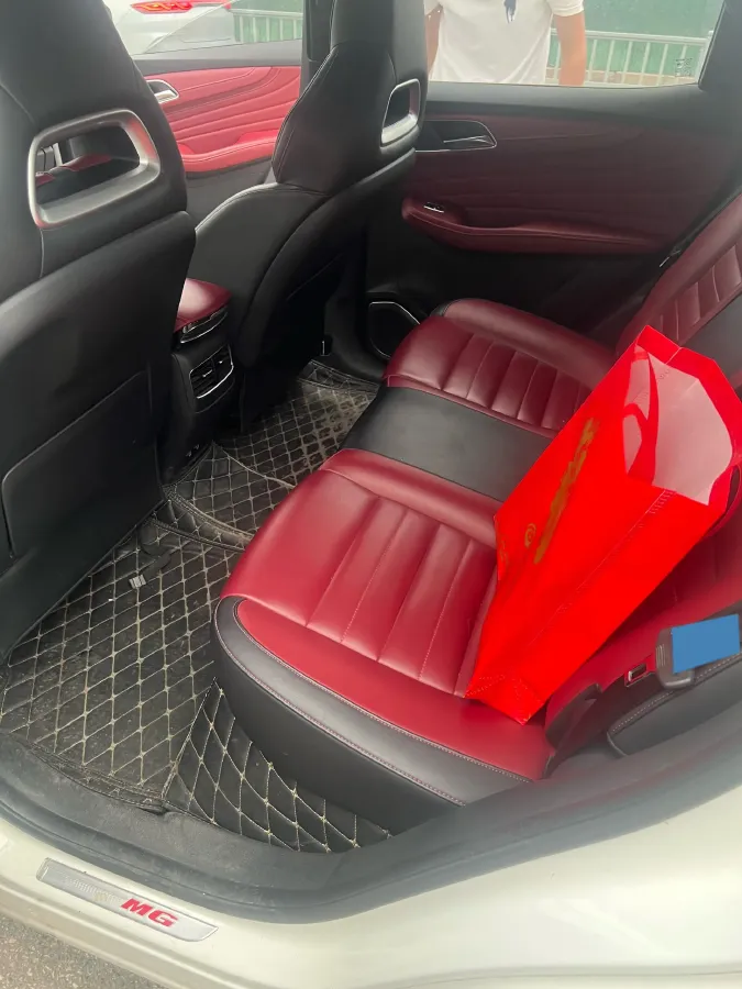 2018 MG HS 2.0T 231HP L4 6DCT,autocango,china used car exporter,china ev exporter,chinese used car exporter,chinese used ev exporter