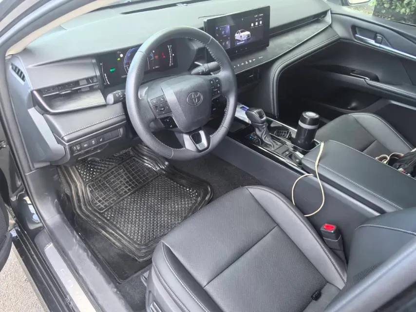 2025 Toyota Camry 2.0L 152HP L4 E-CVT Hybrid,autocango,china used car exporter,china ev exporter,chinese used car exporter,chinese used ev exporter