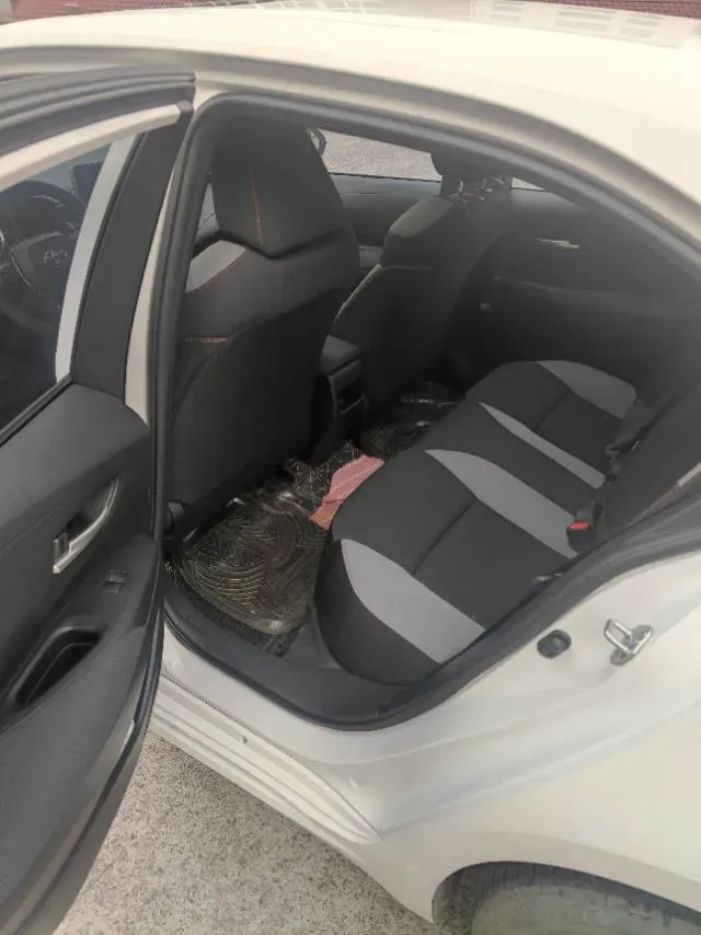 2021 Toyota Corolla 1.2T 116HP L4 CVT,autocango,china used car exporter,china ev exporter,chinese used car exporter,chinese used ev exporter