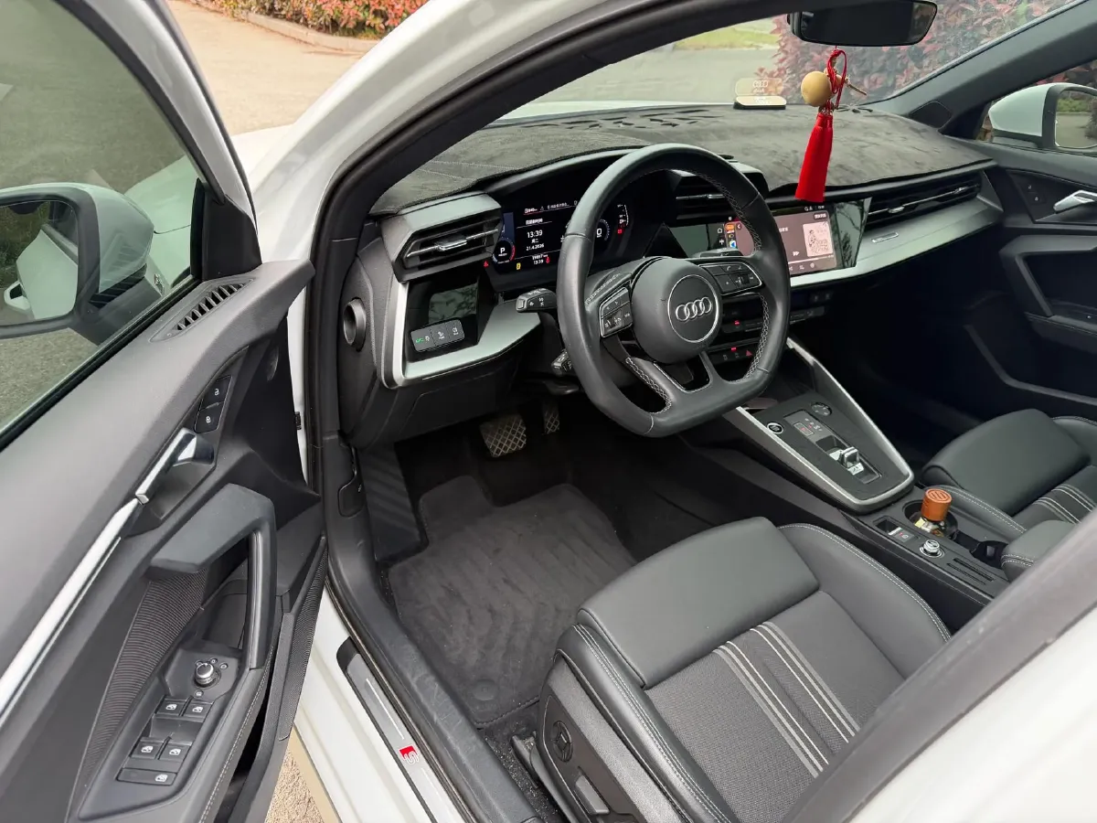 2024 Audi A3 1.4T 150HP L4 7DCT,autocango,china used car exporter,china ev exporter,chinese used car exporter,chinese used ev exporter