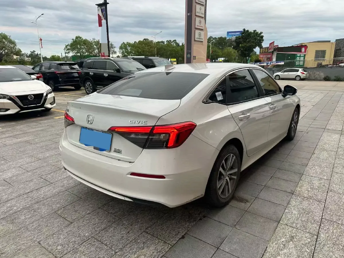 2023 Honda Civic 1.5T 182HP L4 CVT,autocango,china used car exporter,china ev exporter,chinese used car exporter,chinese used ev exporter