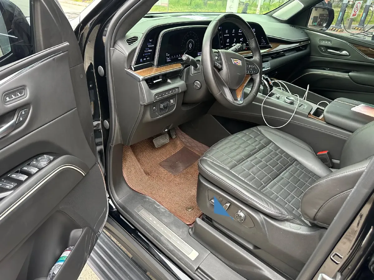 2022 Cadillac CT5 2.0T 237HP L4 10AT,autocango,china used car exporter,china ev exporter,chinese used car exporter,chinese used ev exporter