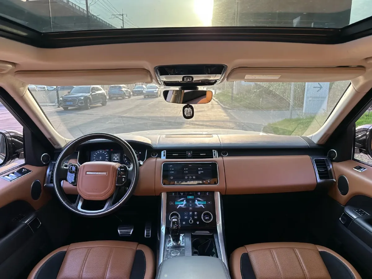 2018 Land Rover Range Rover Sport 3.0T 340HP V6 8AT,autocango,china used car exporter,china ev exporter,chinese used car exporter,chinese used ev exporter