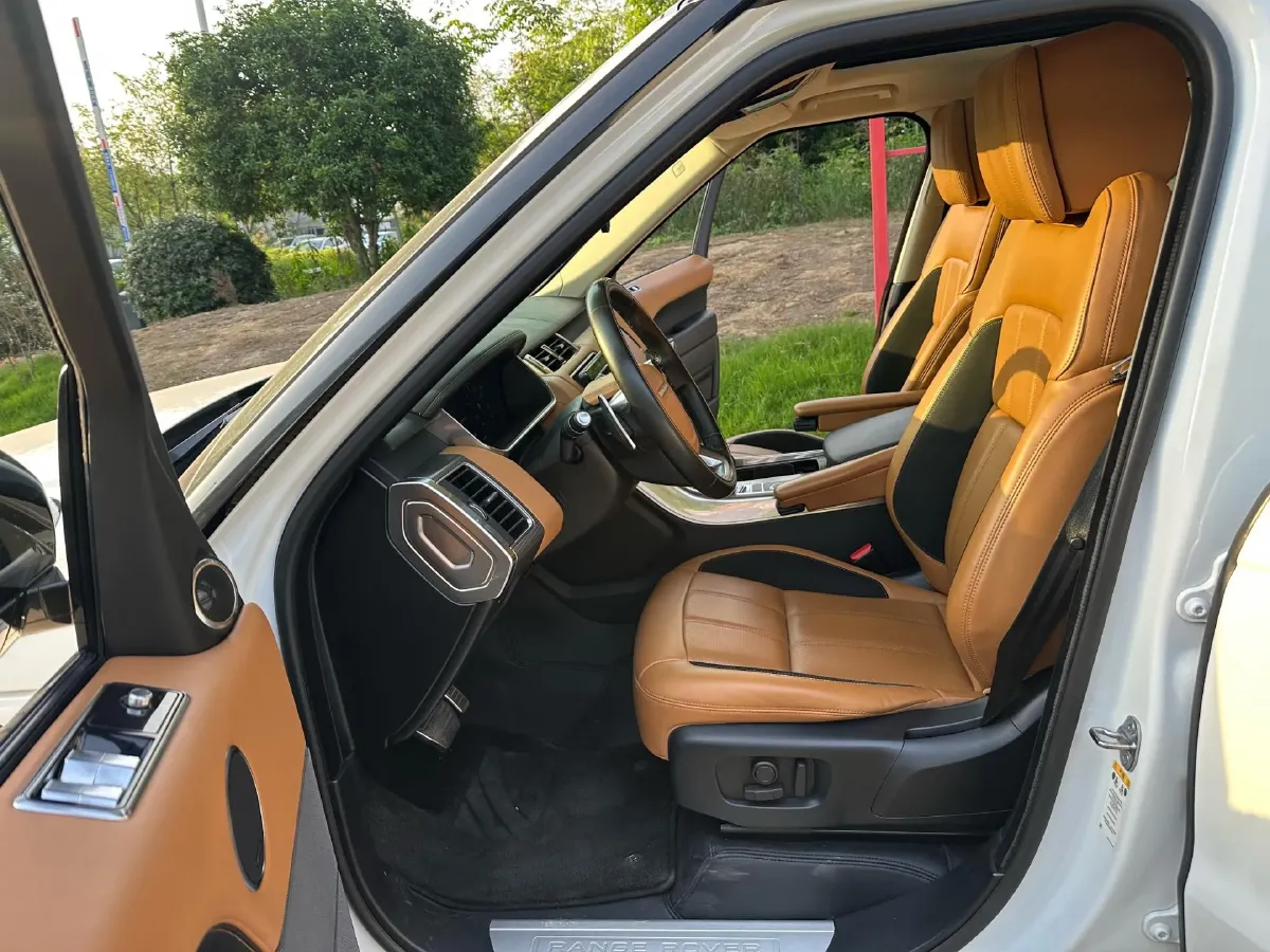 2018 Land Rover Range Rover Sport 3.0T 340HP V6 8AT,autocango,china used car exporter,china ev exporter,chinese used car exporter,chinese used ev exporter