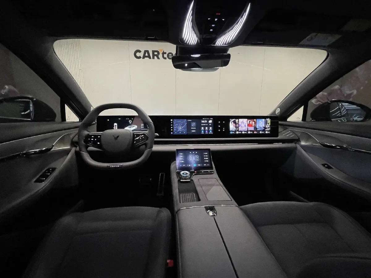 2024 Voyah ZhuiGuang 1.5T 136HP L4 PHEV 43KWH,autocango,china used car exporter,china ev exporter,chinese used car exporter,chinese used ev exporter