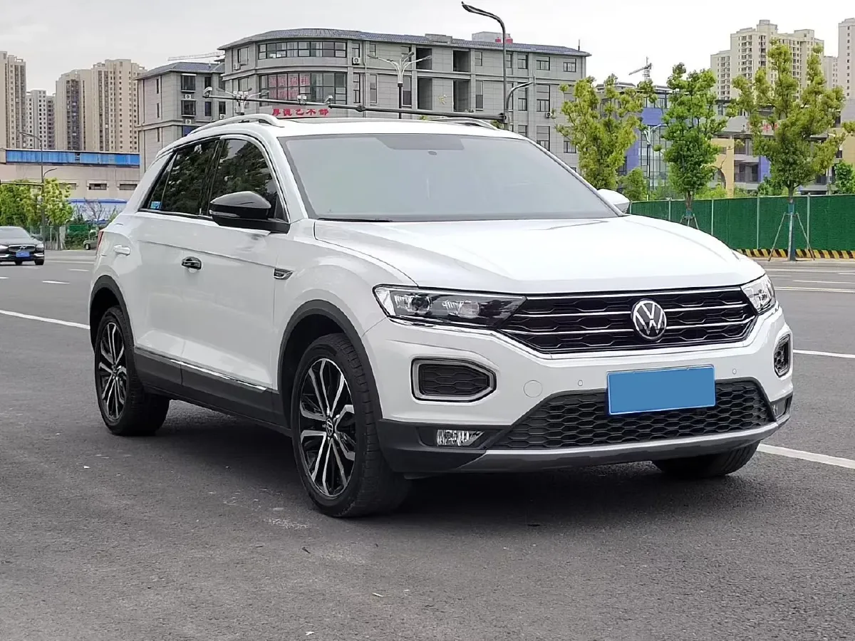 2022 Volkswagen T-Roc 1.4T 150HP L4 7DCT,autocango,china used car exporter,china ev exporter,chinese used car exporter,chinese used ev exporter