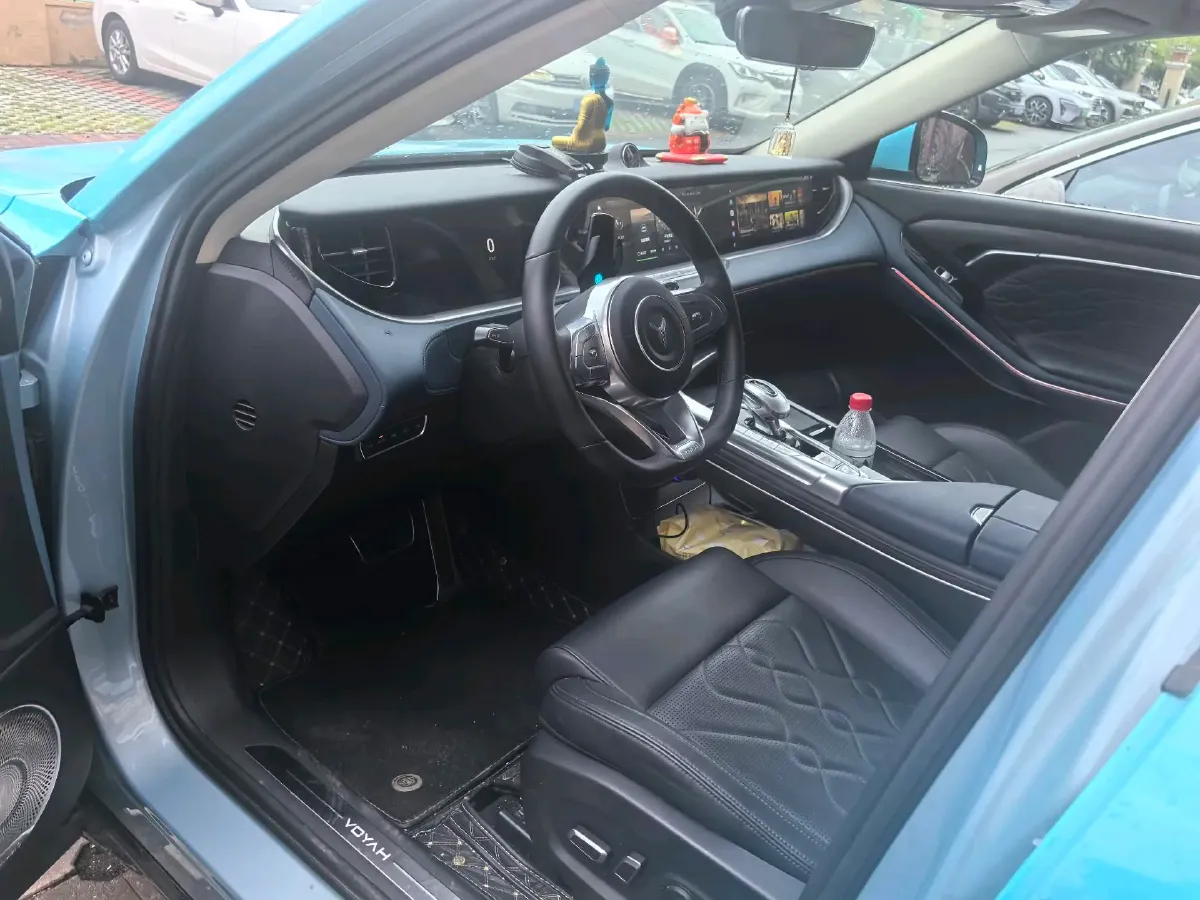 2023 Voyah FREE Range Extended 109HP REEV 39KWH,autocango,china used car exporter,china ev exporter,chinese used car exporter,chinese used ev exporter