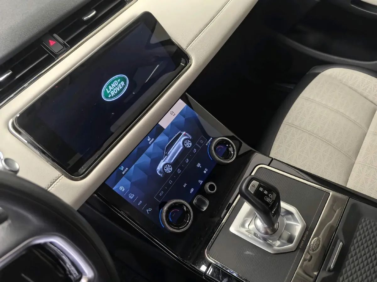 2021 Land Rover Range Rover Evoque 2.0T 249HP L4 9AT,autocango,china used car exporter,china ev exporter,chinese used car exporter,chinese used ev exporter