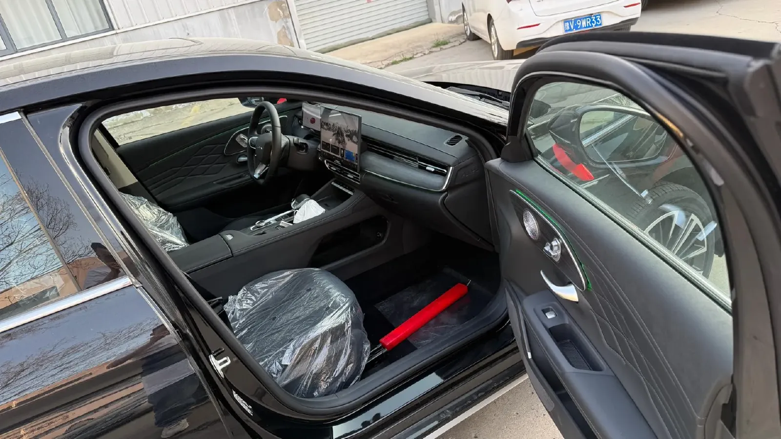 2025 Ruichi Auto RuiChi C5 REEV,autocango,china used car exporter,china ev exporter,chinese used car exporter,chinese used ev exporter