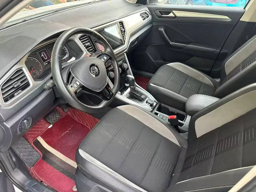 2019 Volkswagen T-Roc 1.4T 131HP L4 7DCT,autocango,china used car exporter,china ev exporter,chinese used car exporter,chinese used ev exporter
