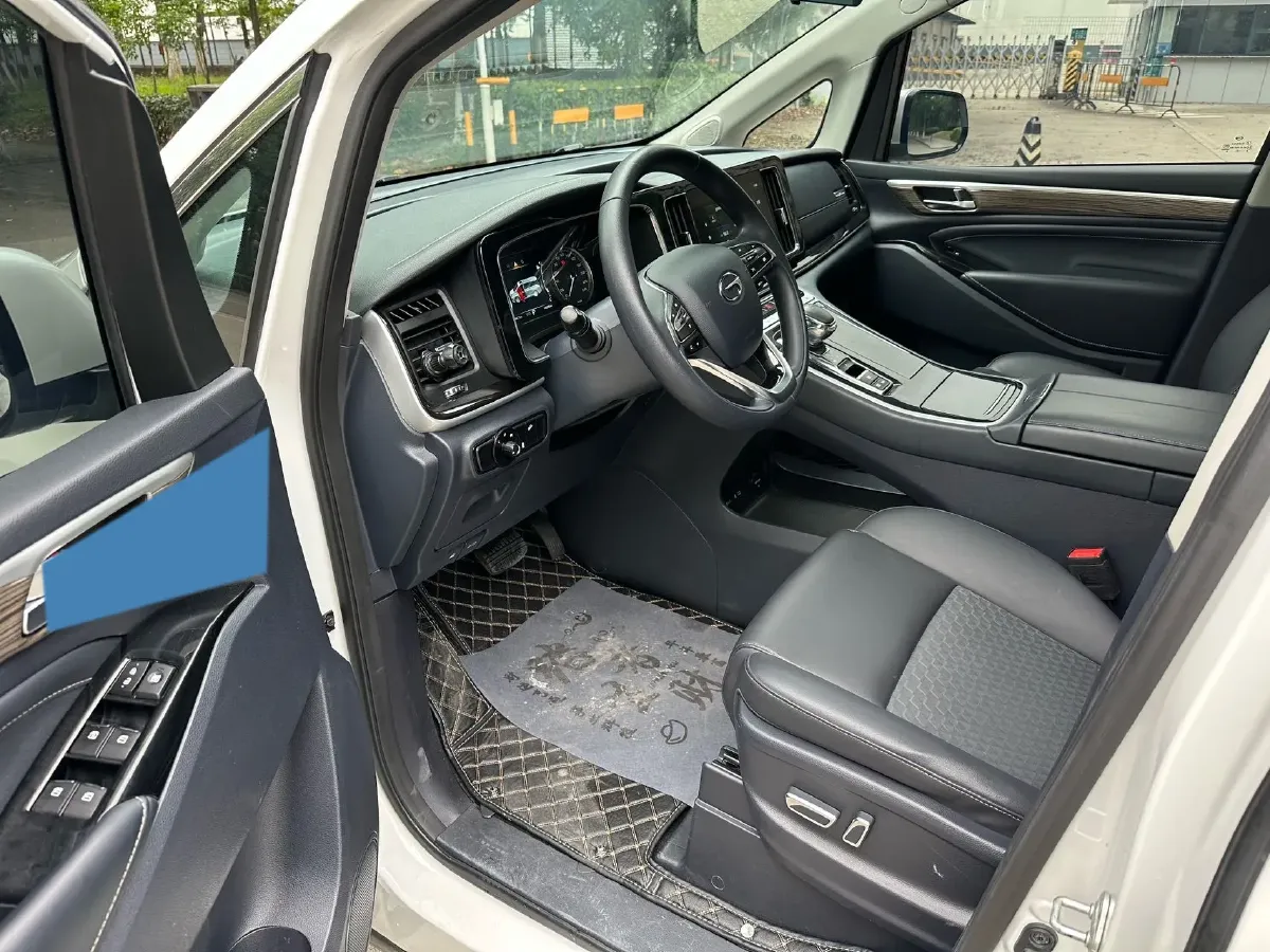 2023 GAC Trumpchi M8 2.0T 252HP L4 8AT,autocango,china used car exporter,china ev exporter,chinese used car exporter,chinese used ev exporter