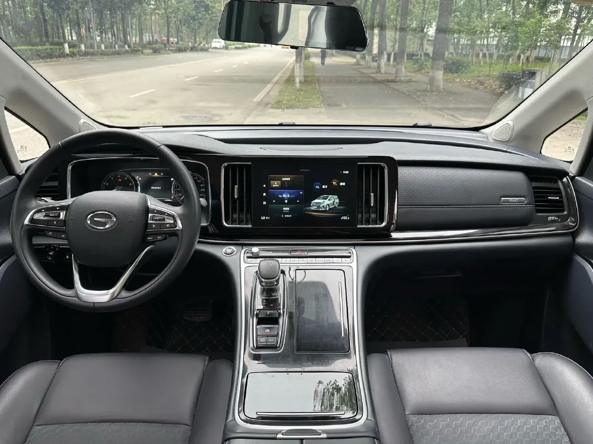 2023 GAC Trumpchi M8 2.0T 252HP L4 8AT,autocango,china used car exporter,china ev exporter,chinese used car exporter,chinese used ev exporter