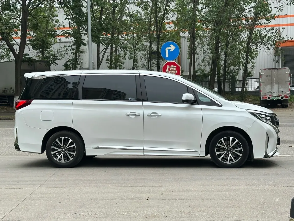 2023 GAC Trumpchi M8 2.0T 252HP L4 8AT,autocango,china used car exporter,china ev exporter,chinese used car exporter,chinese used ev exporter