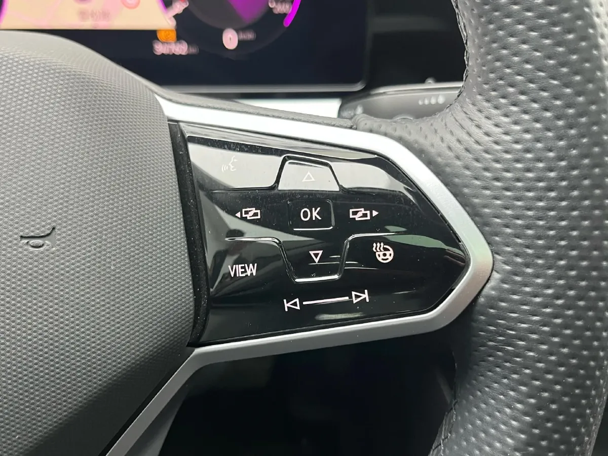 2023 Volkswagen Lamando 1.4T 150HP L4 7DCT,autocango,china used car exporter,china ev exporter,chinese used car exporter,chinese used ev exporter