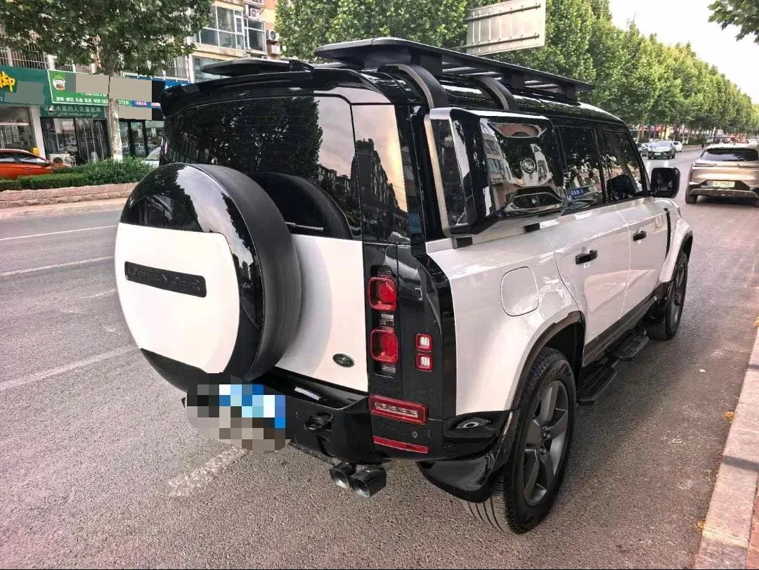 2025 Land Rover Defender 3.0T 400HP L6 8AT,autocango,china used car exporter,china ev exporter,chinese used car exporter,chinese used ev exporter