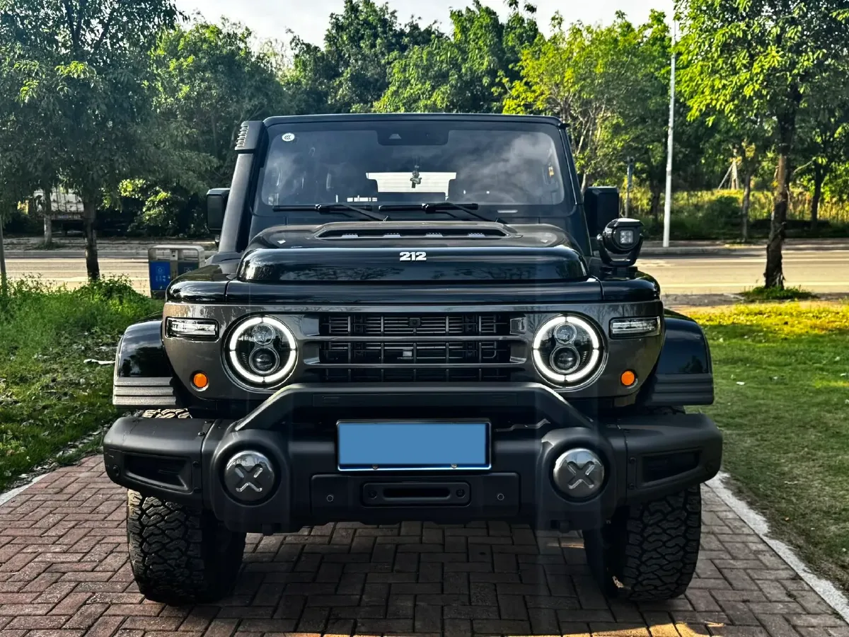 2025 212 212 T01 2.0T 252HP L4 8AT,autocango,china used car exporter,china ev exporter,chinese used car exporter,chinese used ev exporter