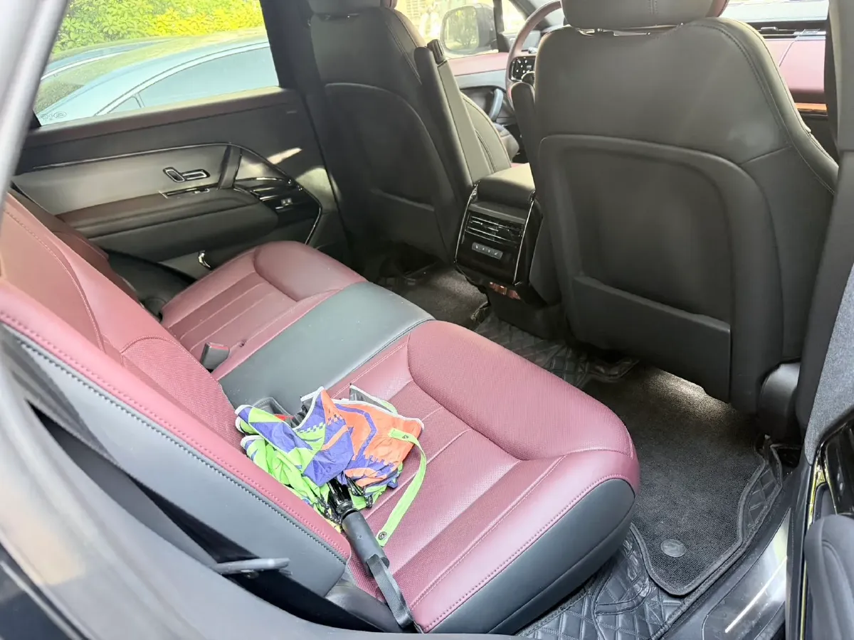 2025 Land Rover Range Rover Sport 3.0T 400HP L6 8AT,autocango,china used car exporter,china ev exporter,chinese used car exporter,chinese used ev exporter