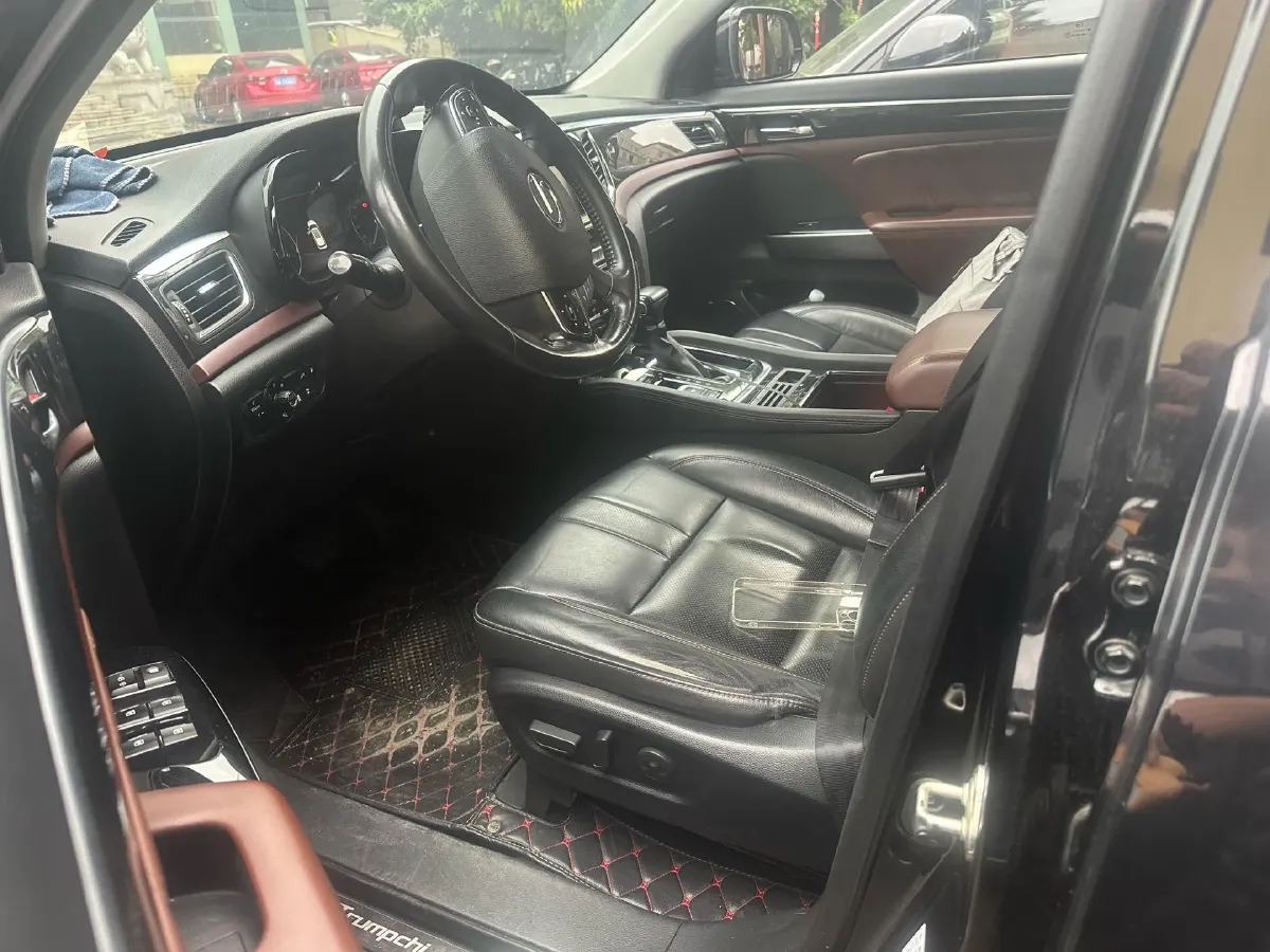 2017 GAC Trumpchi GS8 2.0T 201HP L4 6AT,autocango,china used car exporter,china ev exporter,chinese used car exporter,chinese used ev exporter