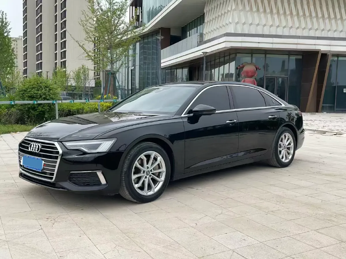 2020 Audi A6L 2.0T 190HP L4 7DCT,autocango,china used car exporter,china ev exporter,chinese used car exporter,chinese used ev exporter