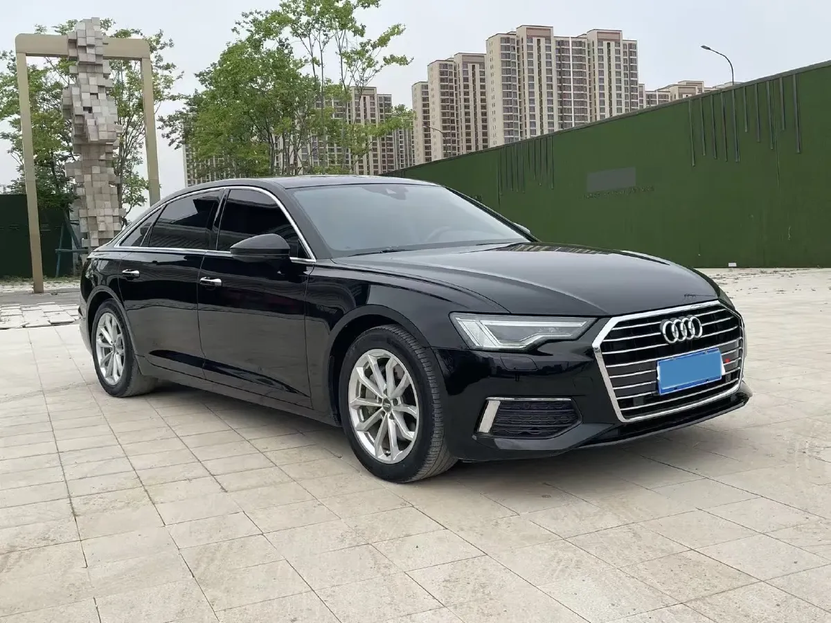 2020 Audi A6L 2.0T 190HP L4 7DCT,autocango,china used car exporter,china ev exporter,chinese used car exporter,chinese used ev exporter