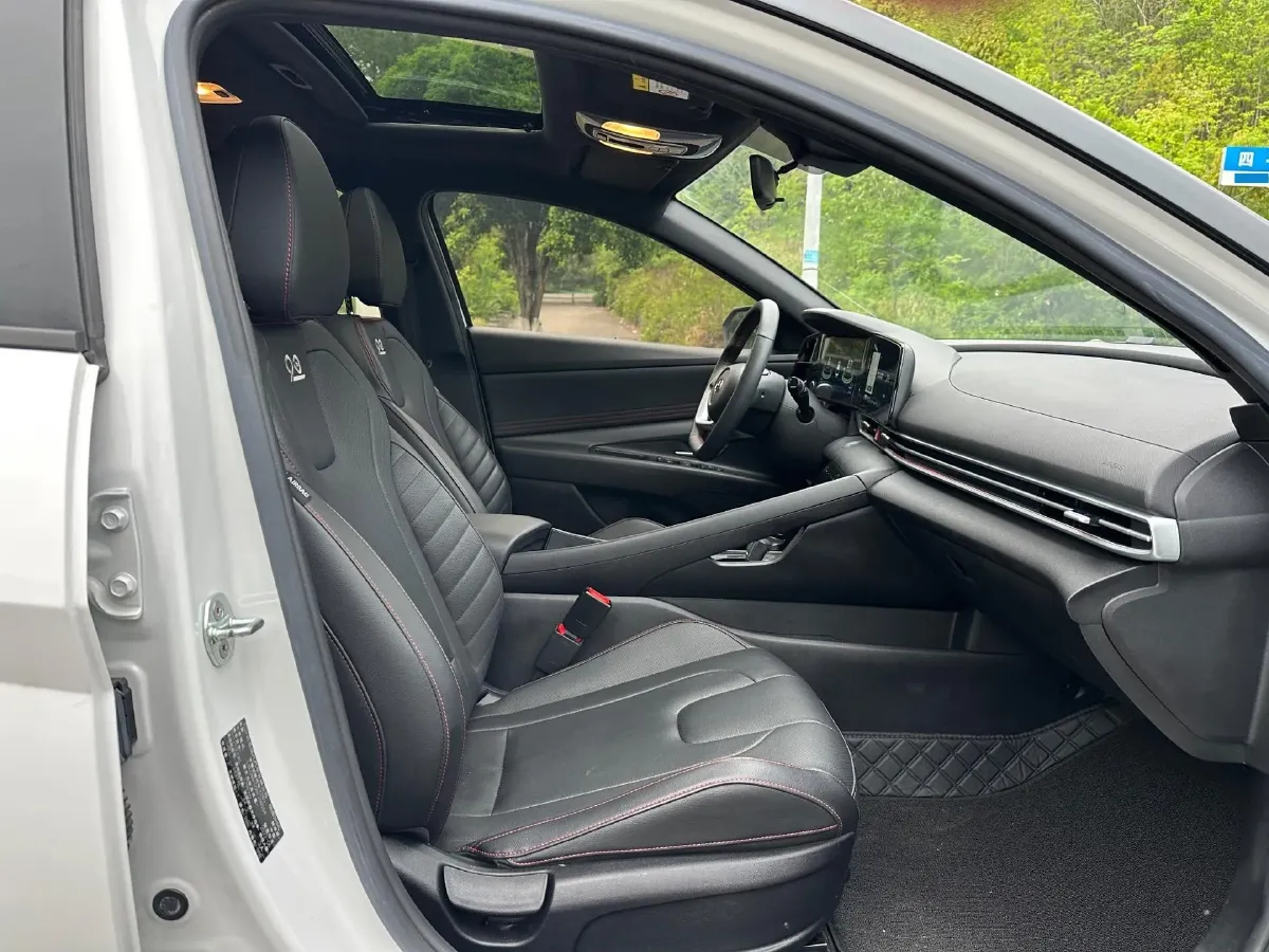 2022 Hyundai Elantra 1.5L 115HP L4 CVT,autocango,china used car exporter,china ev exporter,chinese used car exporter,chinese used ev exporter