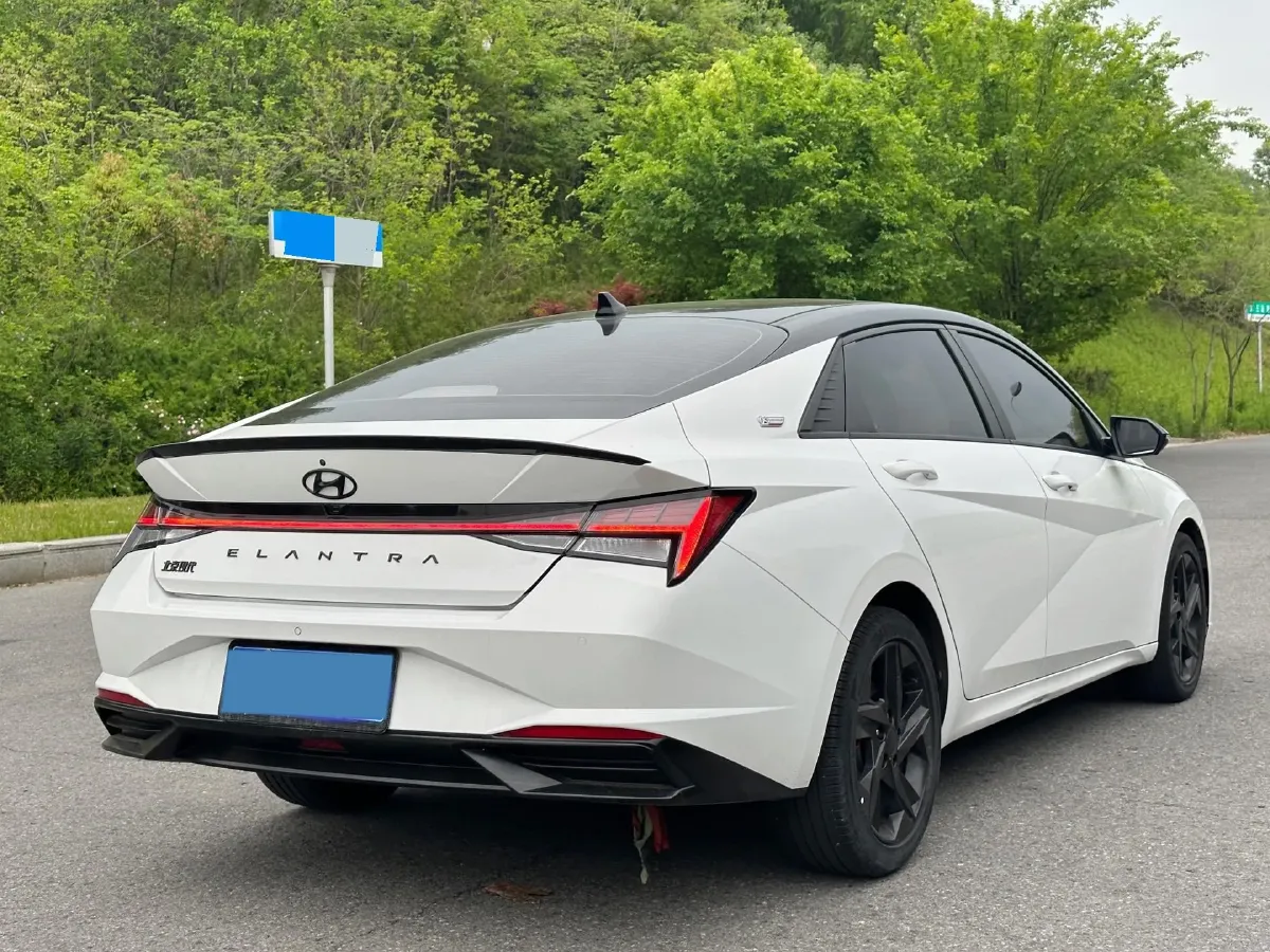 2022 Hyundai Elantra 1.5L 115HP L4 CVT,autocango,china used car exporter,china ev exporter,chinese used car exporter,chinese used ev exporter