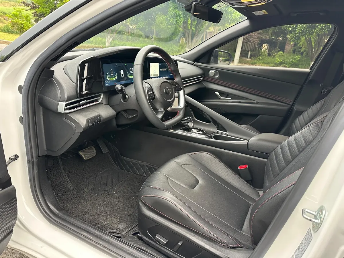 2022 Hyundai Elantra 1.5L 115HP L4 CVT,autocango,china used car exporter,china ev exporter,chinese used car exporter,chinese used ev exporter