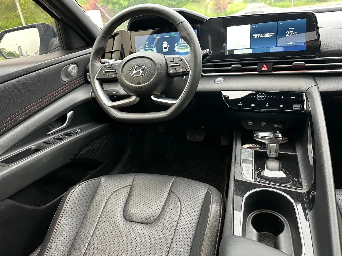 2022 Hyundai Elantra 1.5L 115HP L4 CVT,autocango,china used car exporter,china ev exporter,chinese used car exporter,chinese used ev exporter