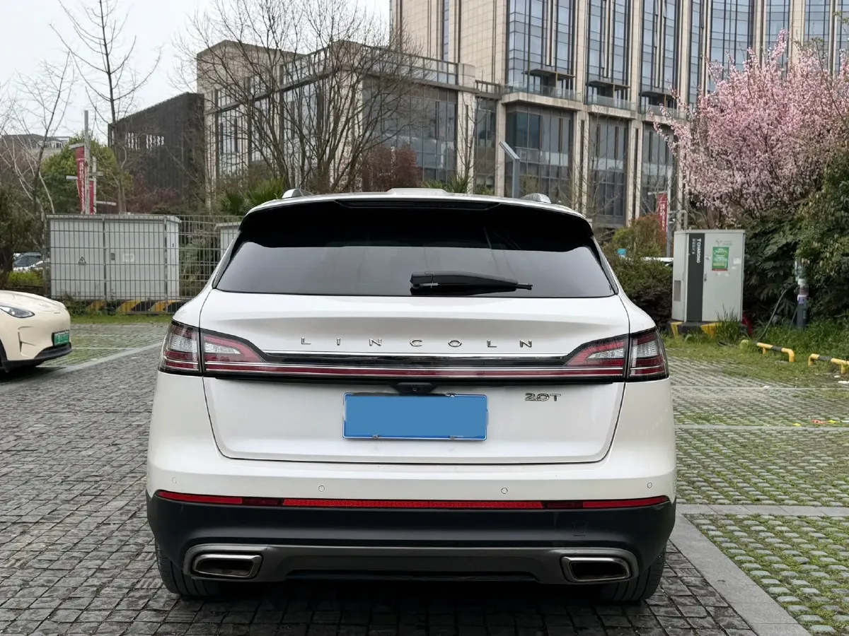 2019 Lincoln Nautilus 2.0T 224HP L4 8AT,autocango,china used car exporter,china ev exporter,chinese used car exporter,chinese used ev exporter