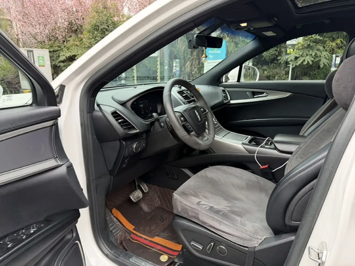 2019 Lincoln Nautilus 2.0T 224HP L4 8AT,autocango,china used car exporter,china ev exporter,chinese used car exporter,chinese used ev exporter