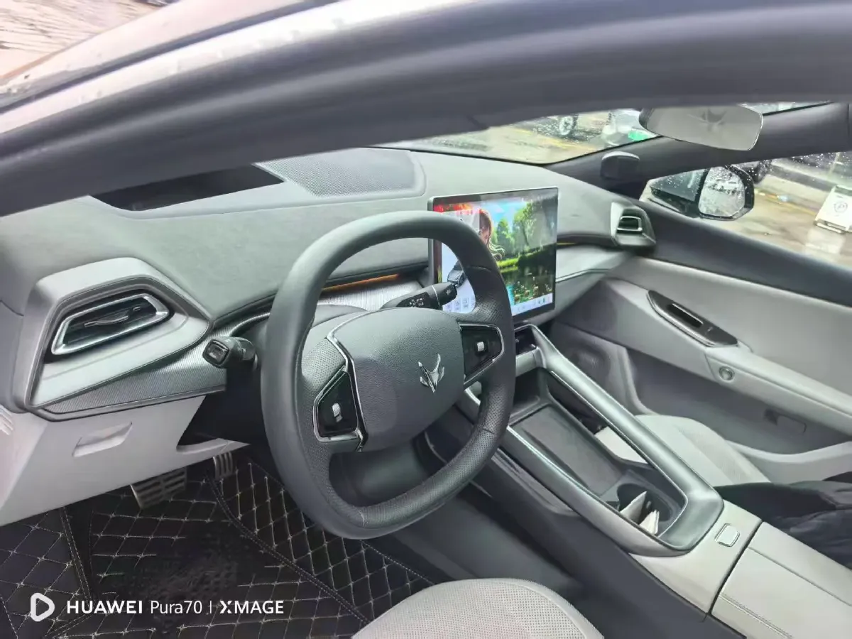 2024 ARCFOX αT5 BEV 79.2KWH,autocango,china used car exporter,china ev exporter,chinese used car exporter,chinese used ev exporter