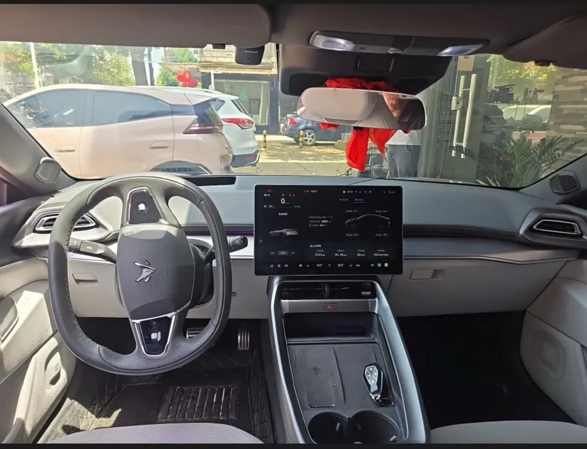 2024 ARCFOX αT5 BEV 79.2KWH,autocango,china used car exporter,china ev exporter,chinese used car exporter,chinese used ev exporter