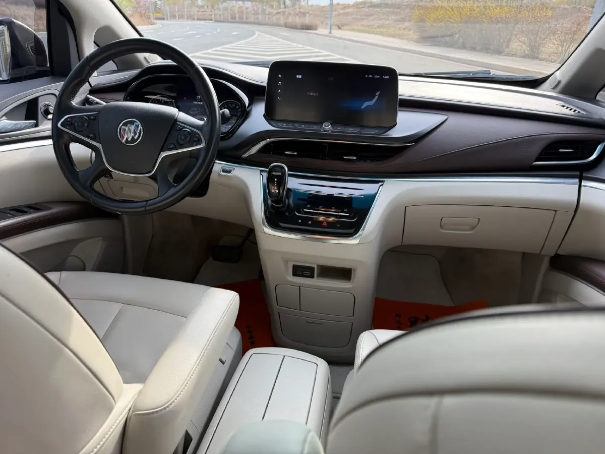 2021 Buick GL8 2.0T 237HP L4 9AT,autocango,china used car exporter,china ev exporter,chinese used car exporter,chinese used ev exporter