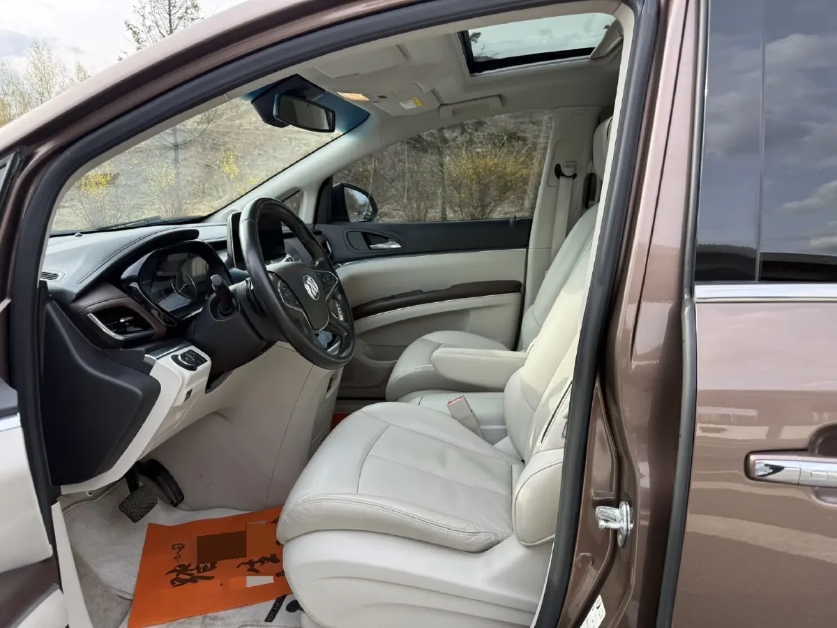 2021 Buick GL8 2.0T 237HP L4 9AT,autocango,china used car exporter,china ev exporter,chinese used car exporter,chinese used ev exporter