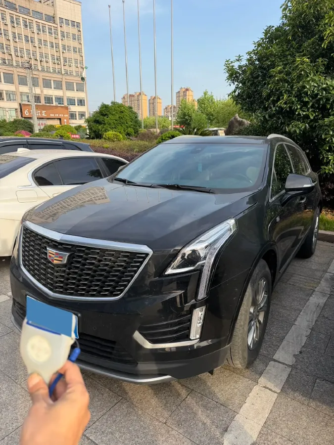 2022 Cadillac XT5 2.0T 237HP L4 9AT,autocango,china used car exporter,china ev exporter,chinese used car exporter,chinese used ev exporter