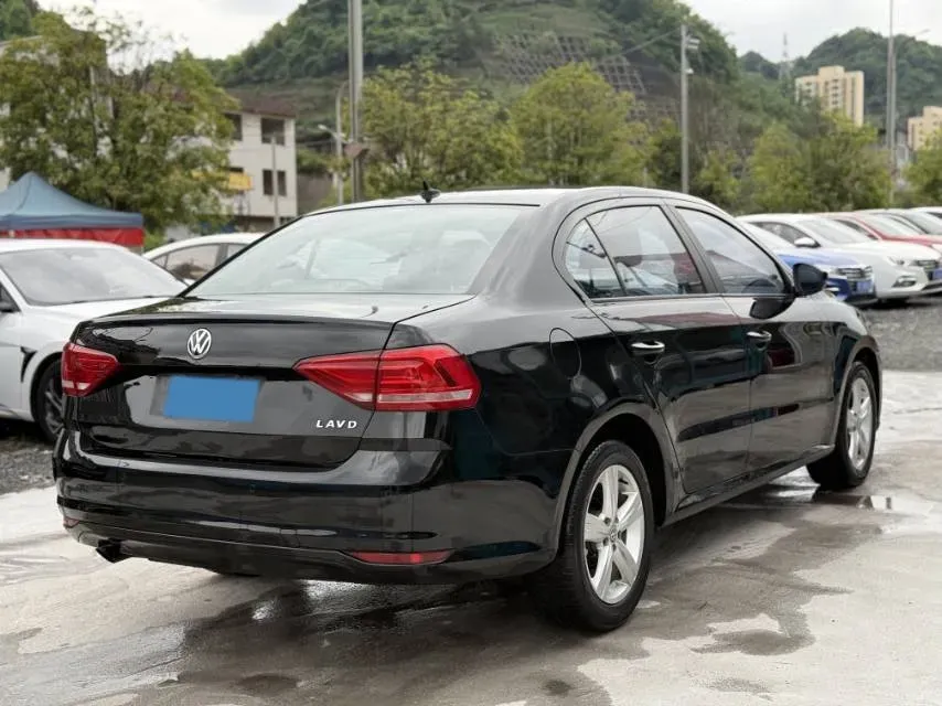 2017 Volkswagen Lavida 1.6L 110HP L4 6AT,autocango,china used car exporter,china ev exporter,chinese used car exporter,chinese used ev exporter