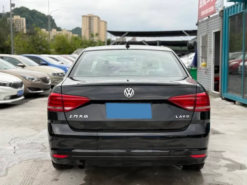 2017 Volkswagen Lavida 1.6L 110HP L4 6AT,autocango,china used car exporter,china ev exporter,chinese used car exporter,chinese used ev exporter
