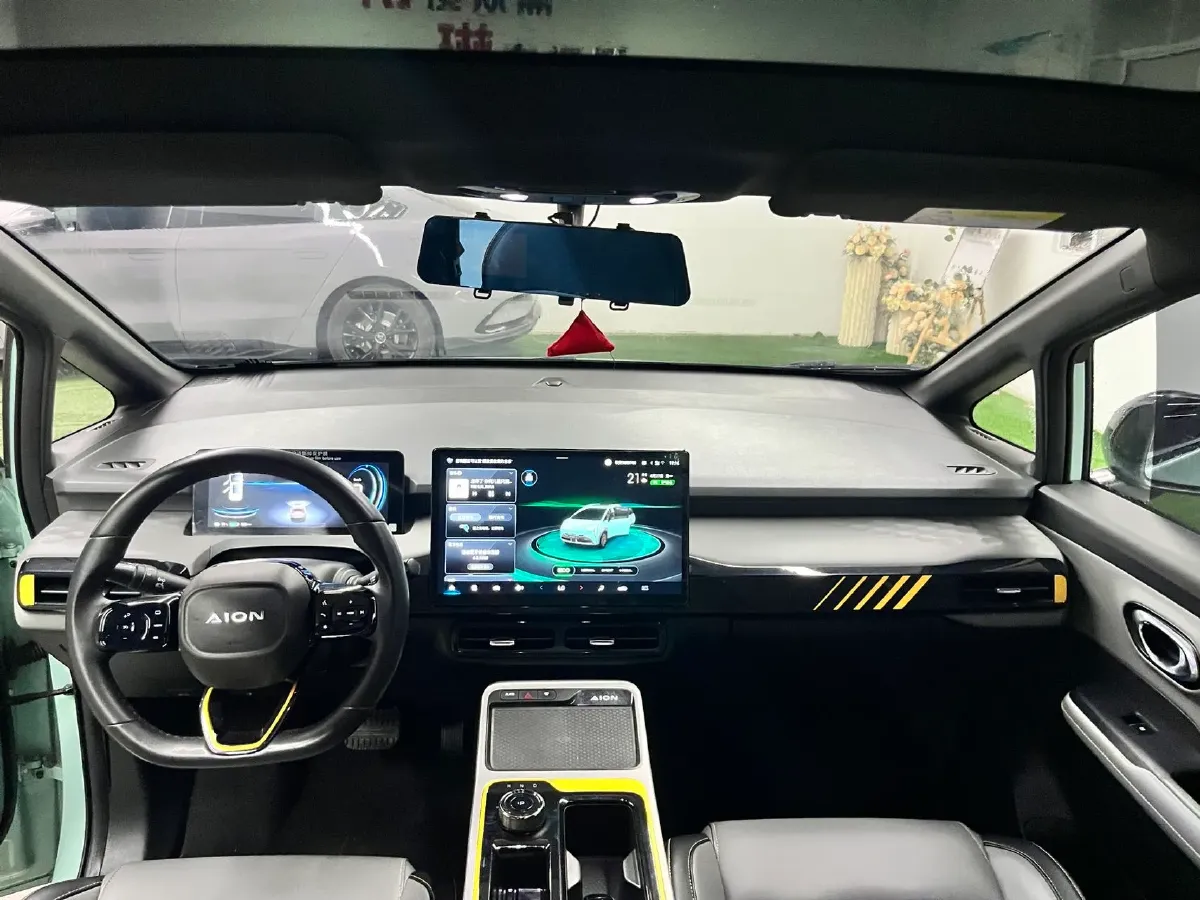 2022 Geely Okavango 1.8T 184HP L4 7DCT,autocango,china used car exporter,china ev exporter,chinese used car exporter,chinese used ev exporter