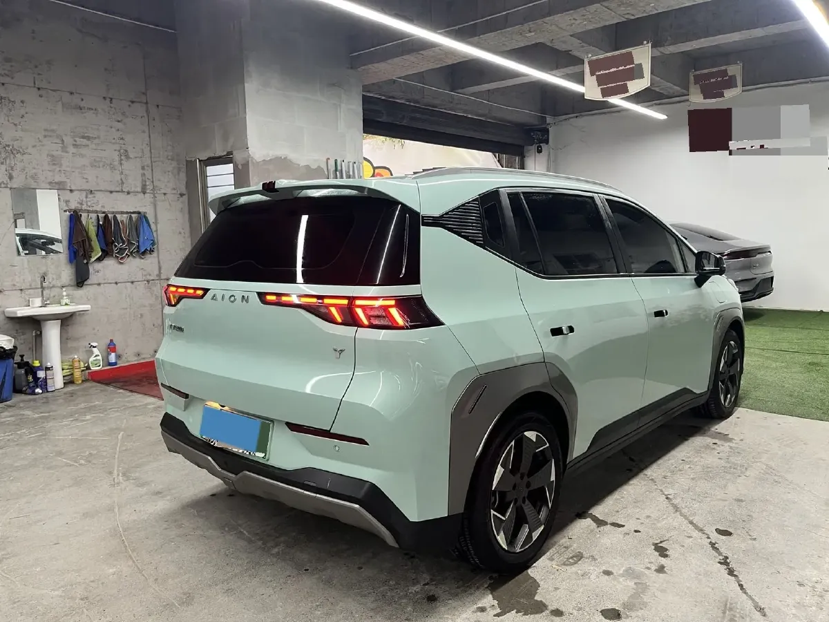 2022 Geely Okavango 1.8T 184HP L4 7DCT,autocango,china used car exporter,china ev exporter,chinese used car exporter,chinese used ev exporter