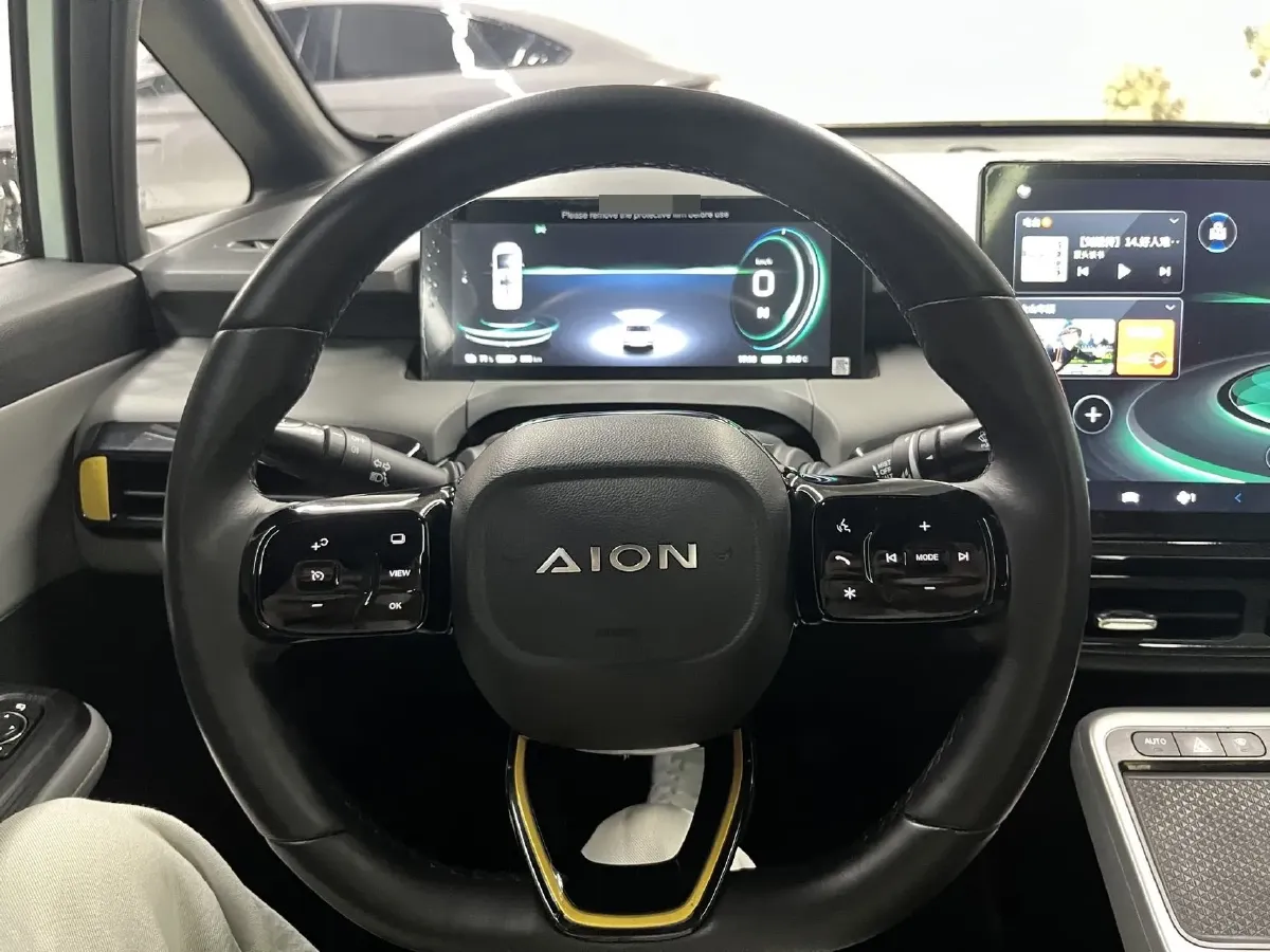 2022 Geely Okavango 1.8T 184HP L4 7DCT,autocango,china used car exporter,china ev exporter,chinese used car exporter,chinese used ev exporter