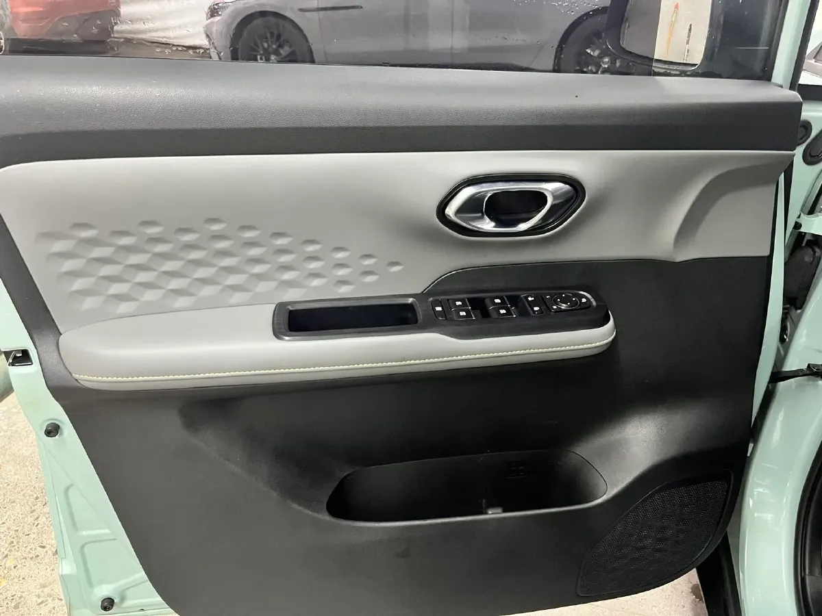 2022 Geely Okavango 1.8T 184HP L4 7DCT,autocango,china used car exporter,china ev exporter,chinese used car exporter,chinese used ev exporter