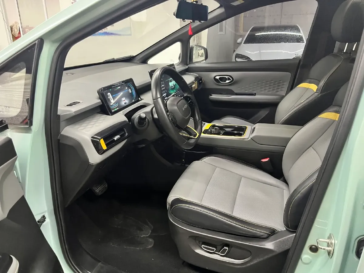 2022 Geely Okavango 1.8T 184HP L4 7DCT,autocango,china used car exporter,china ev exporter,chinese used car exporter,chinese used ev exporter