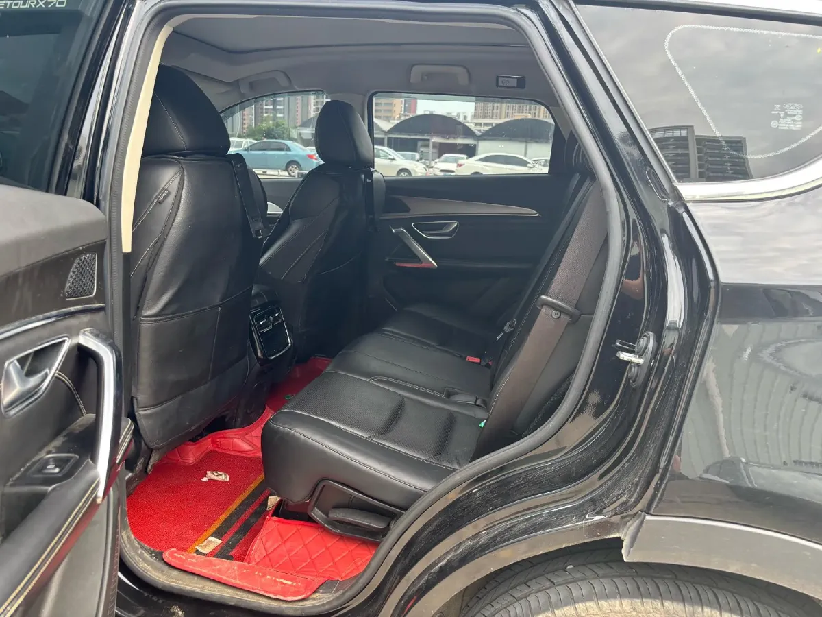 2023 Jetour X70 Plus 1.5T 156HP L4 6MT,autocango,china used car exporter,china ev exporter,chinese used car exporter,chinese used ev exporter